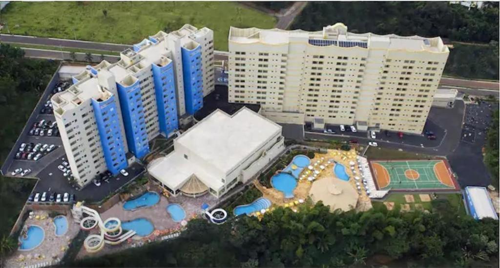 Golden Dolphin Aparthotel Caldas Novas Exterior foto